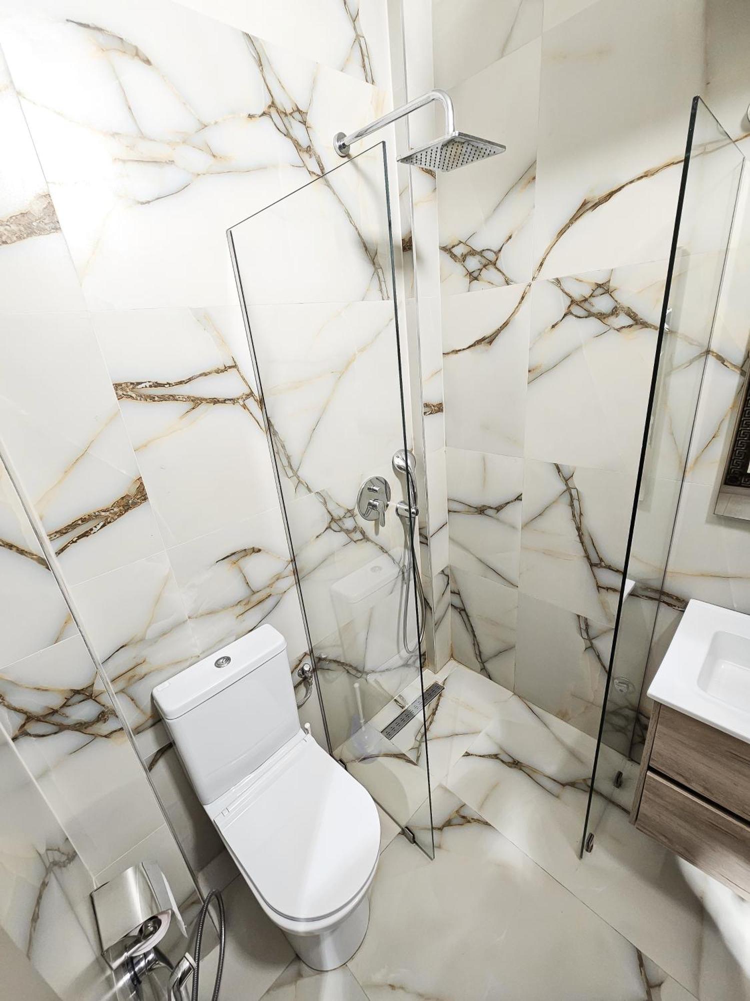 Sunflower Twin Room Тирана Екстериор снимка