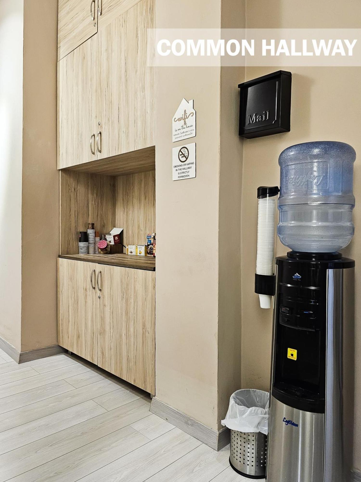 Sunflower Twin Room Тирана Екстериор снимка